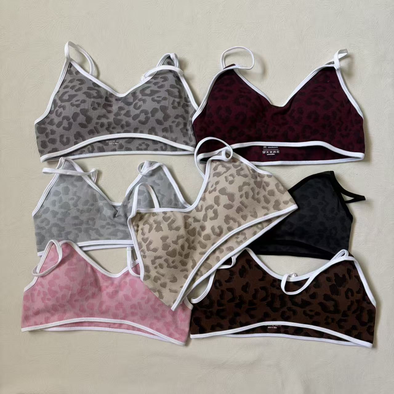 Женский спортивный топ LOGO с  – обзор и цена Sports Bra Racerback